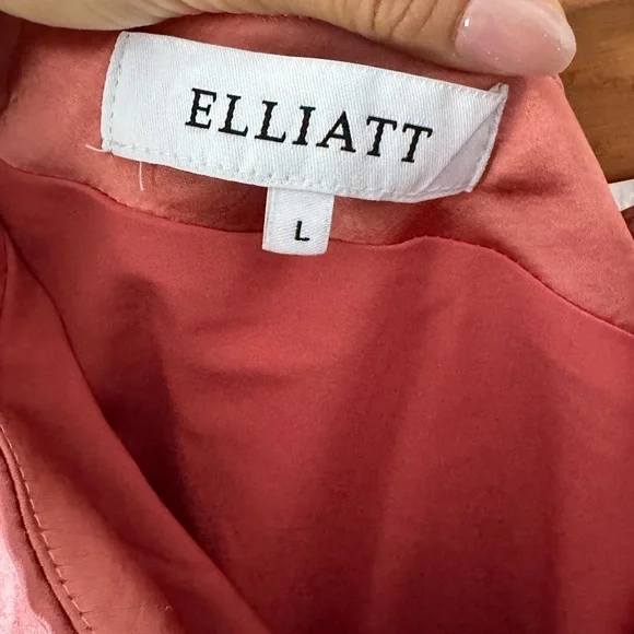 Elliatt Cassini Satin One-Shoulder Dress Large - Picture 8 of 10